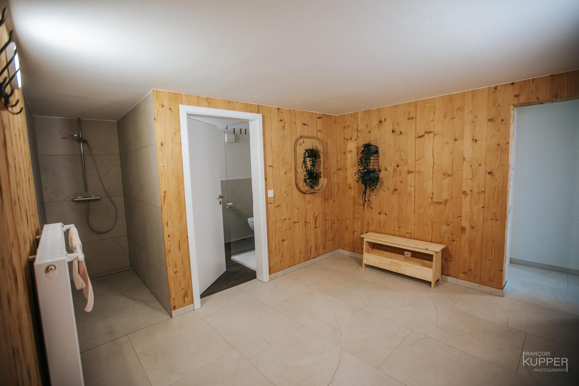 Le Noir Flohay 30 Pers - Malmedy, Vue, Wellness Villa ภายนอก รูปภาพ